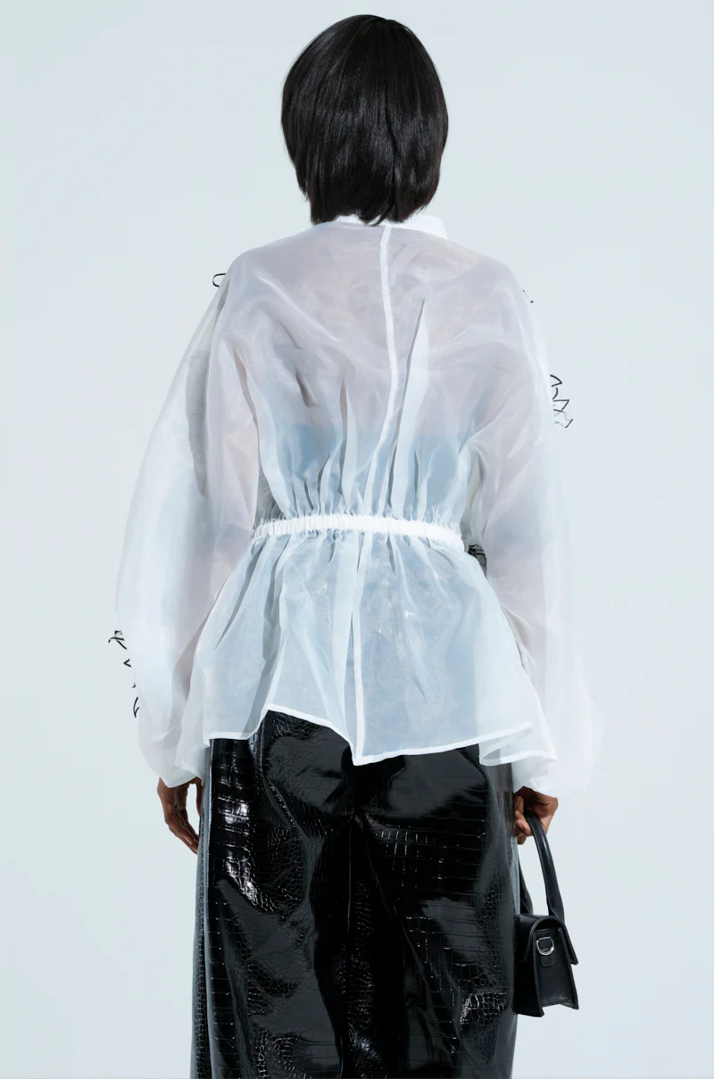 A GENTLE REMINDER FLOWER APPLIQUE BLOUSE - Image 4