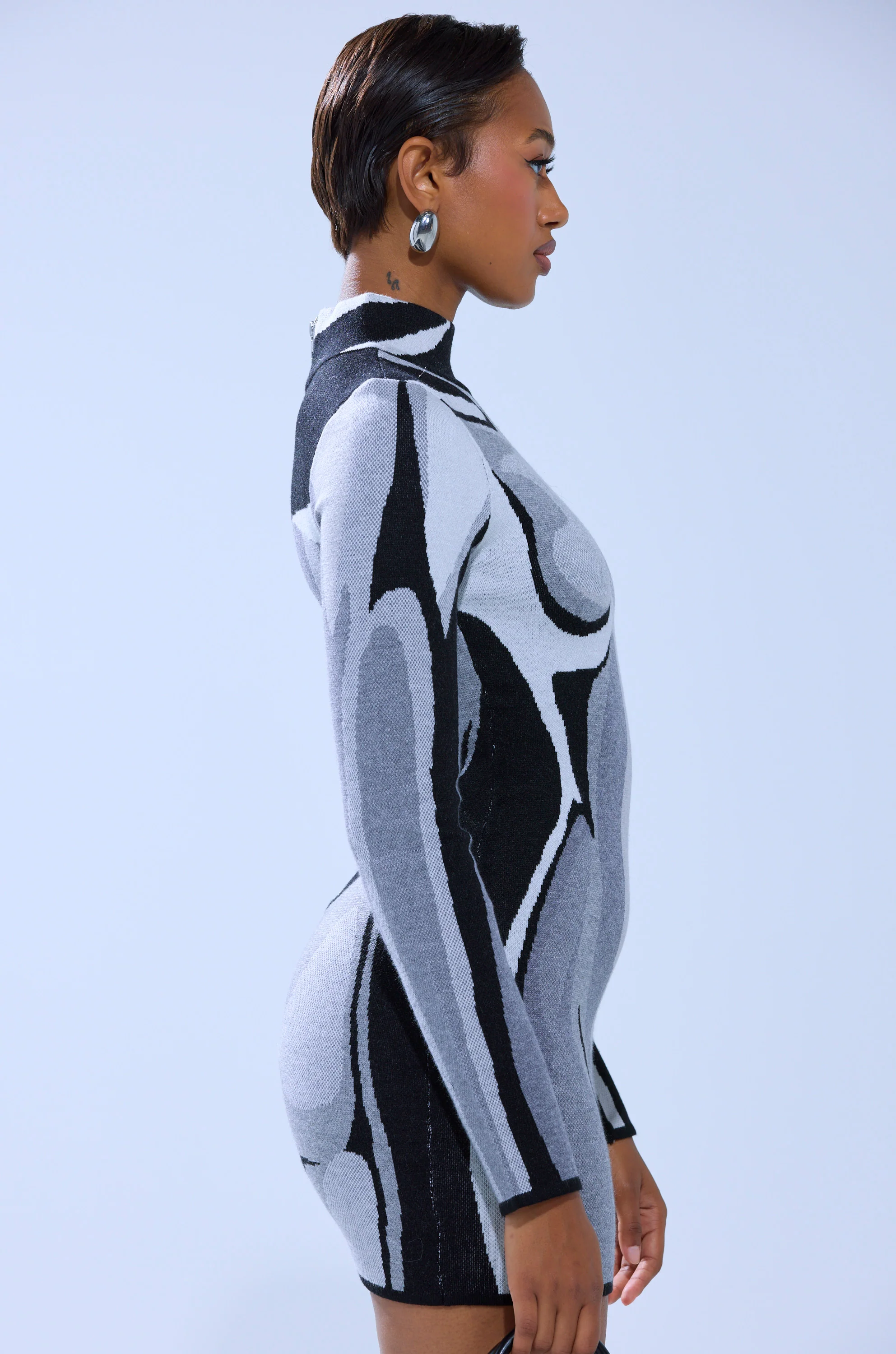A LIGHT SERVE PRINTED MINI DRESS - Image 3