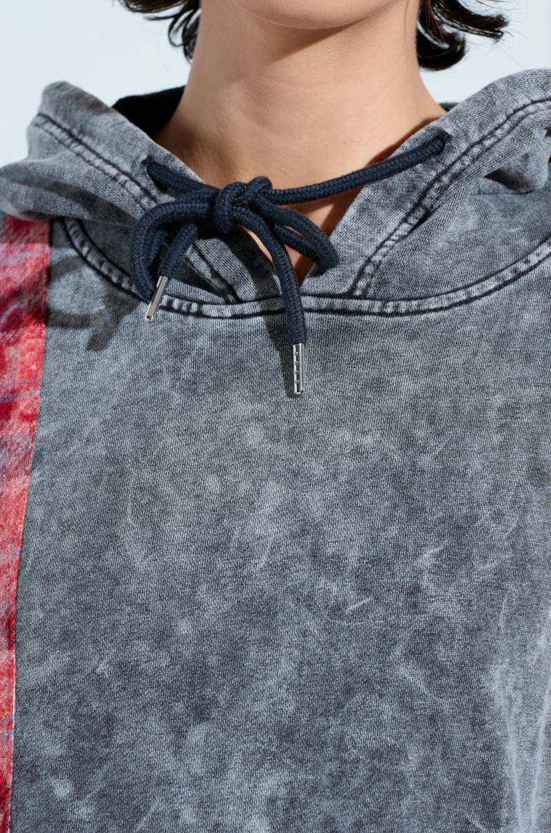 A LITTLE BIT OF EVERYTHING PLAID SWEATSHIRT DRESS - Image 9