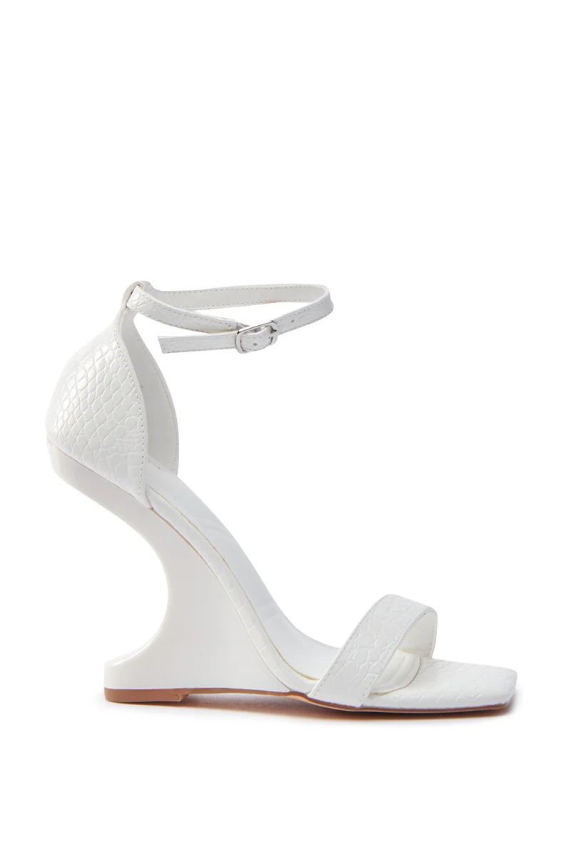 AKIRA AALTO WHITE SANDAL - Image 5