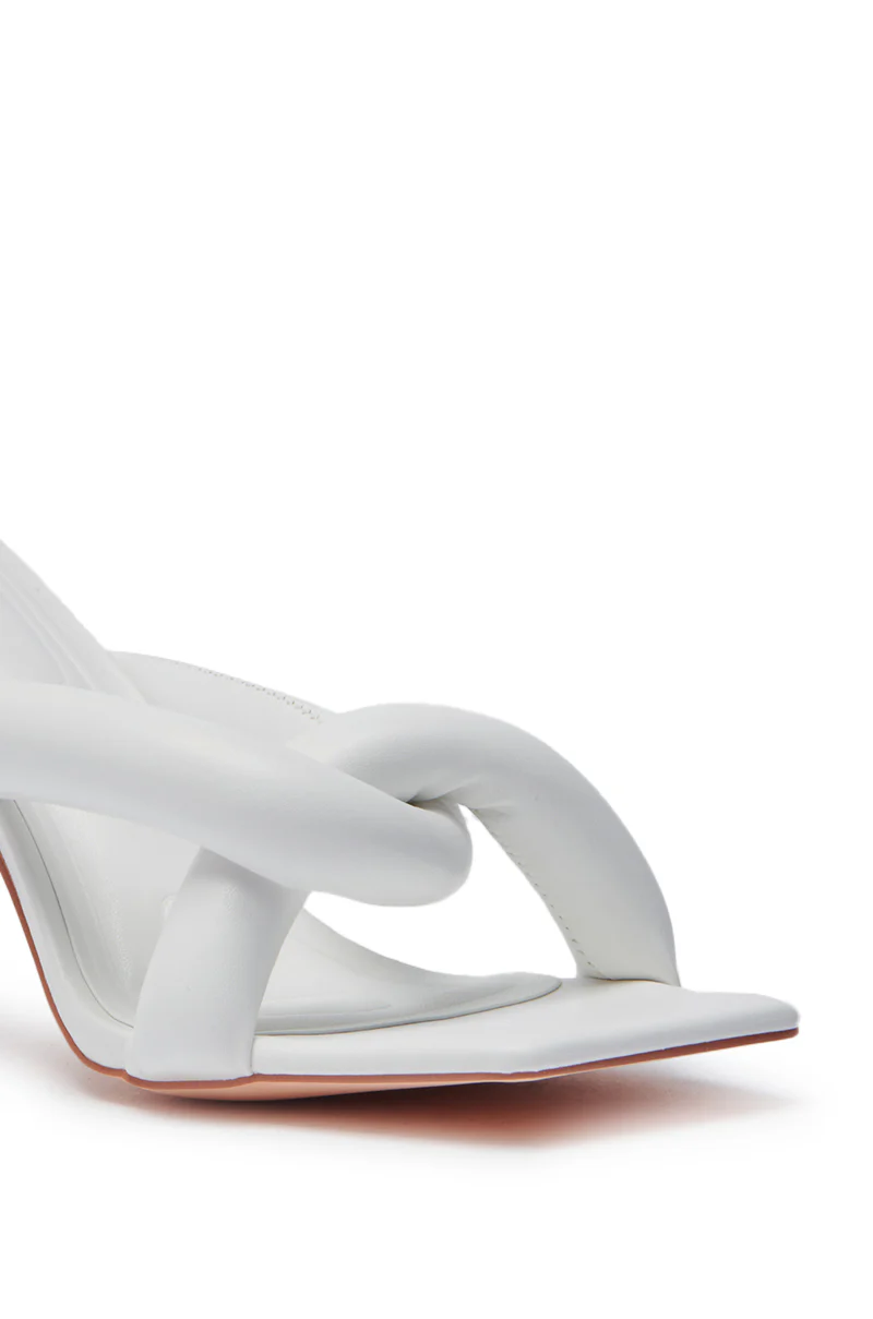 AKIRA CHRISTABEL NEW WHITE PUFF STILETTO SANDAL - Image 9
