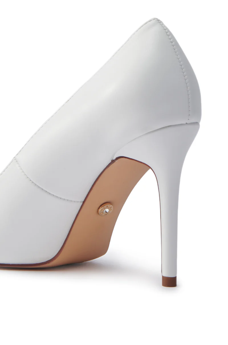 AKIRA GINNY WHITE PUMP - Image 7