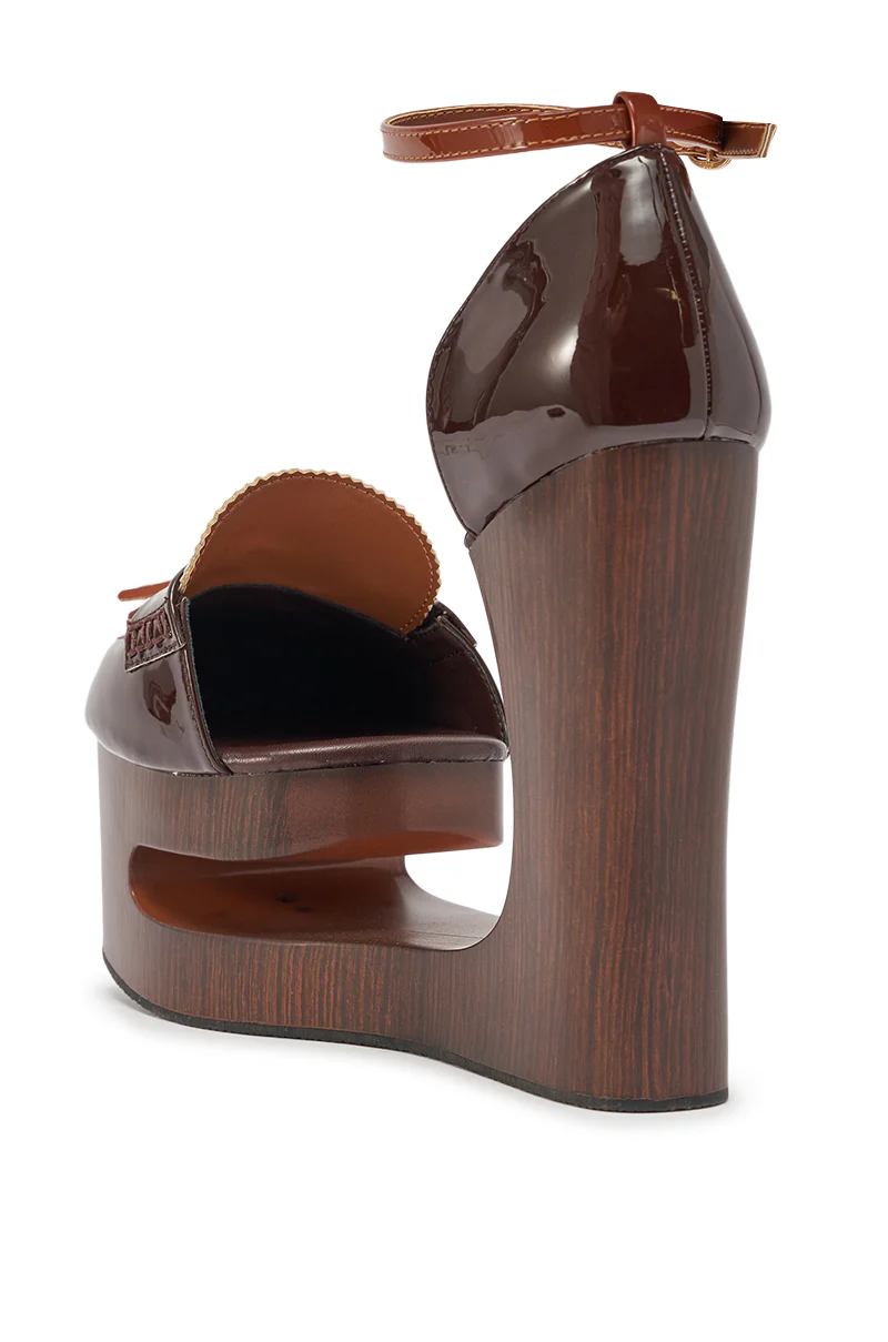 AKIRA GOLD BIXBY BROWN EMPTY WEDGE PUMP - Image 7