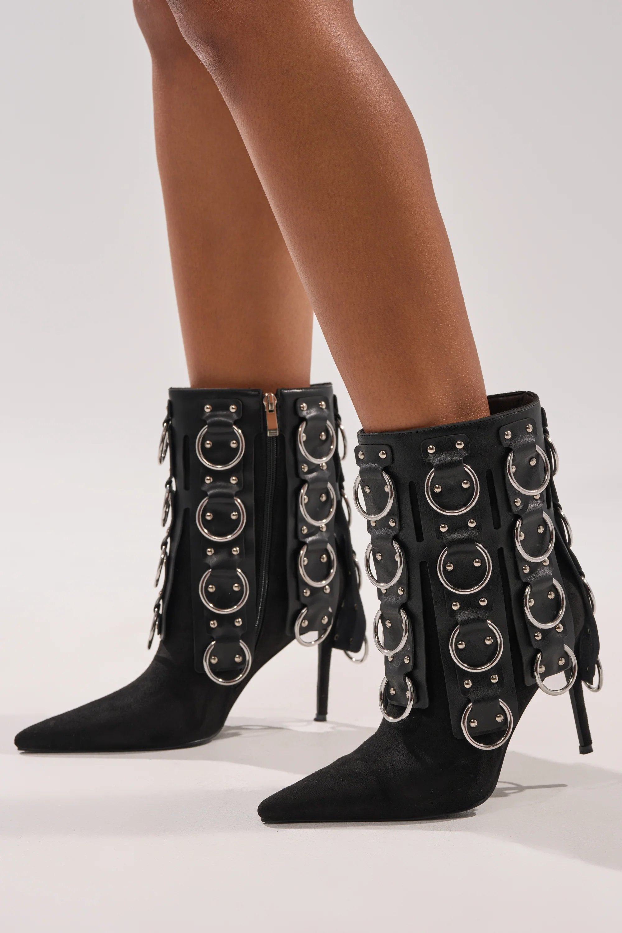 AKIRA GOLD GERANIUM BLACK PIERCING STILETTO BOOTIE - Image 2