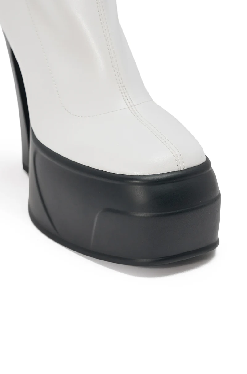 AKIRA GOLD OBSIDIAN WHITE CHUNKY PLATFORM BOOTIE - Image 8
