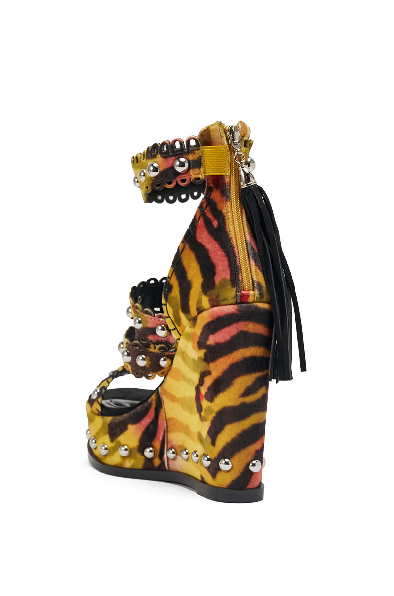 AKIRA GOLD ZANIA TIGER MULTI PRINT FRINGE EMBELLISHED WEDGE SANDAL - Image 7