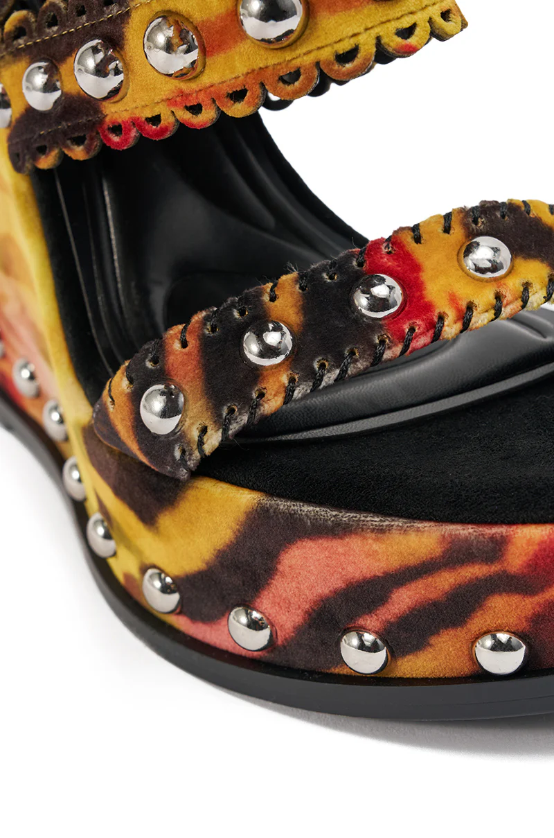 AKIRA GOLD ZANIA TIGER MULTI PRINT FRINGE EMBELLISHED WEDGE SANDAL - Image 8