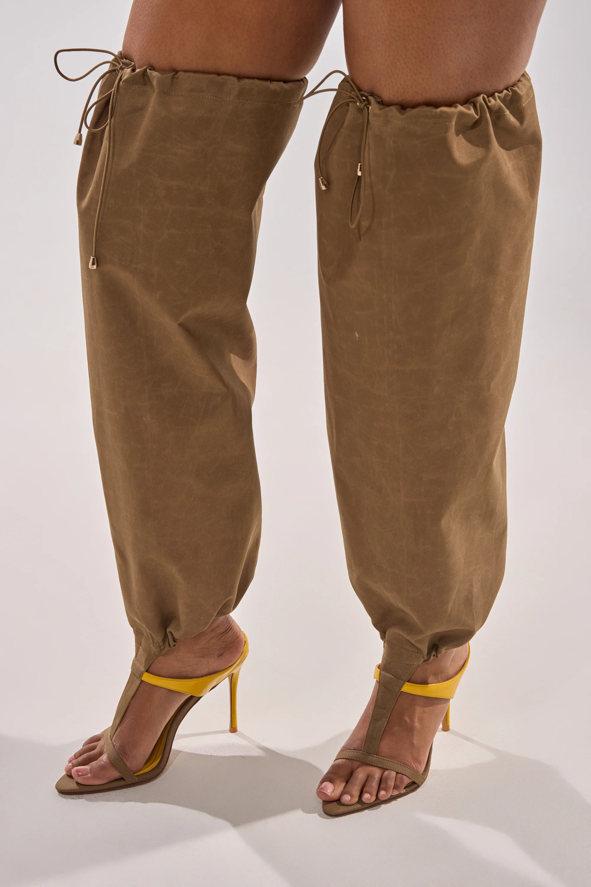 AKIRA GOLD ZIDANE OLIVE CANVAS SLOUCHY STILETTO SANDAL - Image 7