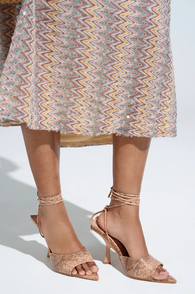 AKIRA OWENS TAN CHUNKY SANDAL - Image 8