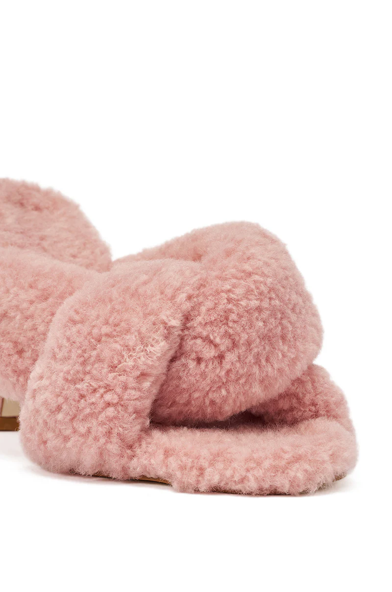 AZALEA WANG PINK VALE IVORY SHERPA LOW HEEL MULE SANDAL - Image 7
