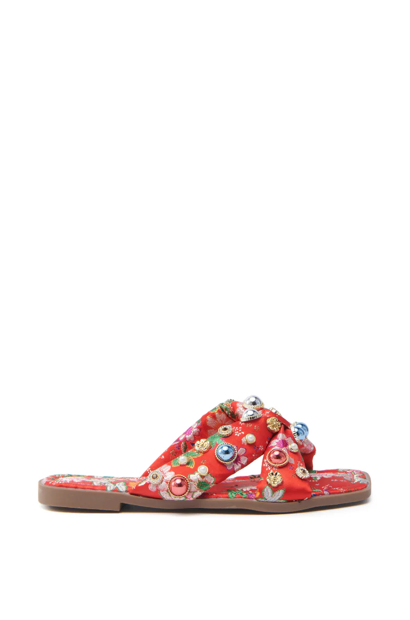 AKIRA RAMSEY RED FLAT SANDAL - Image 3