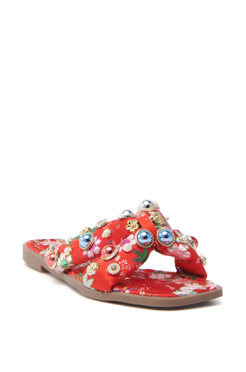 AKIRA RAMSEY RED FLAT SANDAL - Image 4