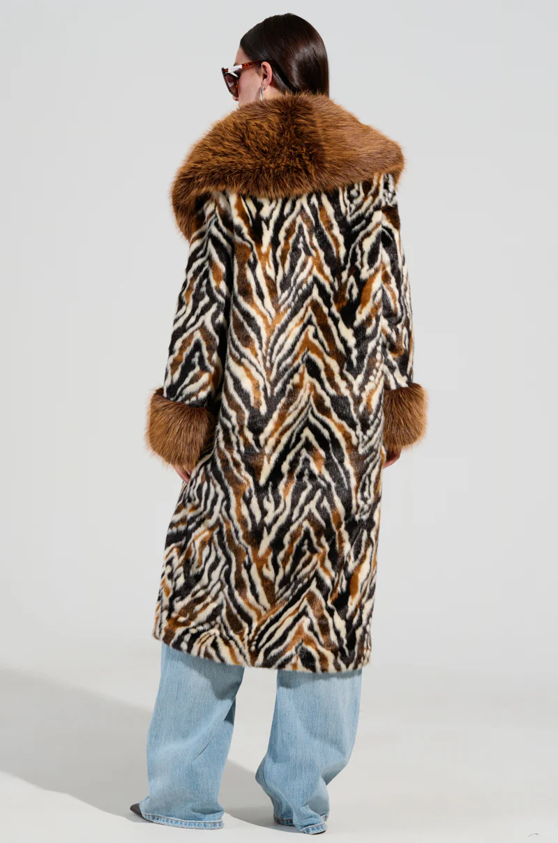 ALANA FUR COAT - Image 4