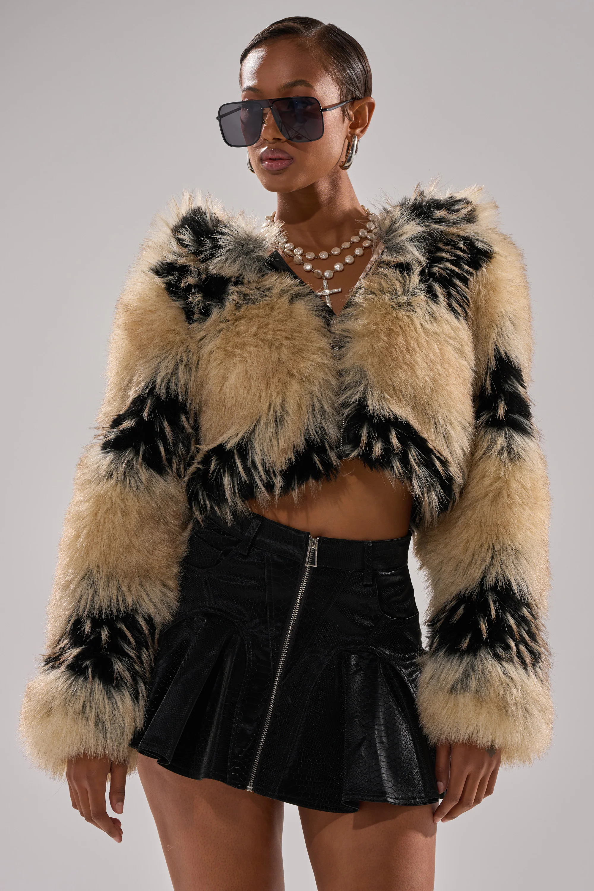 ALEXIA FAUX FUR BOMBER - Image 3