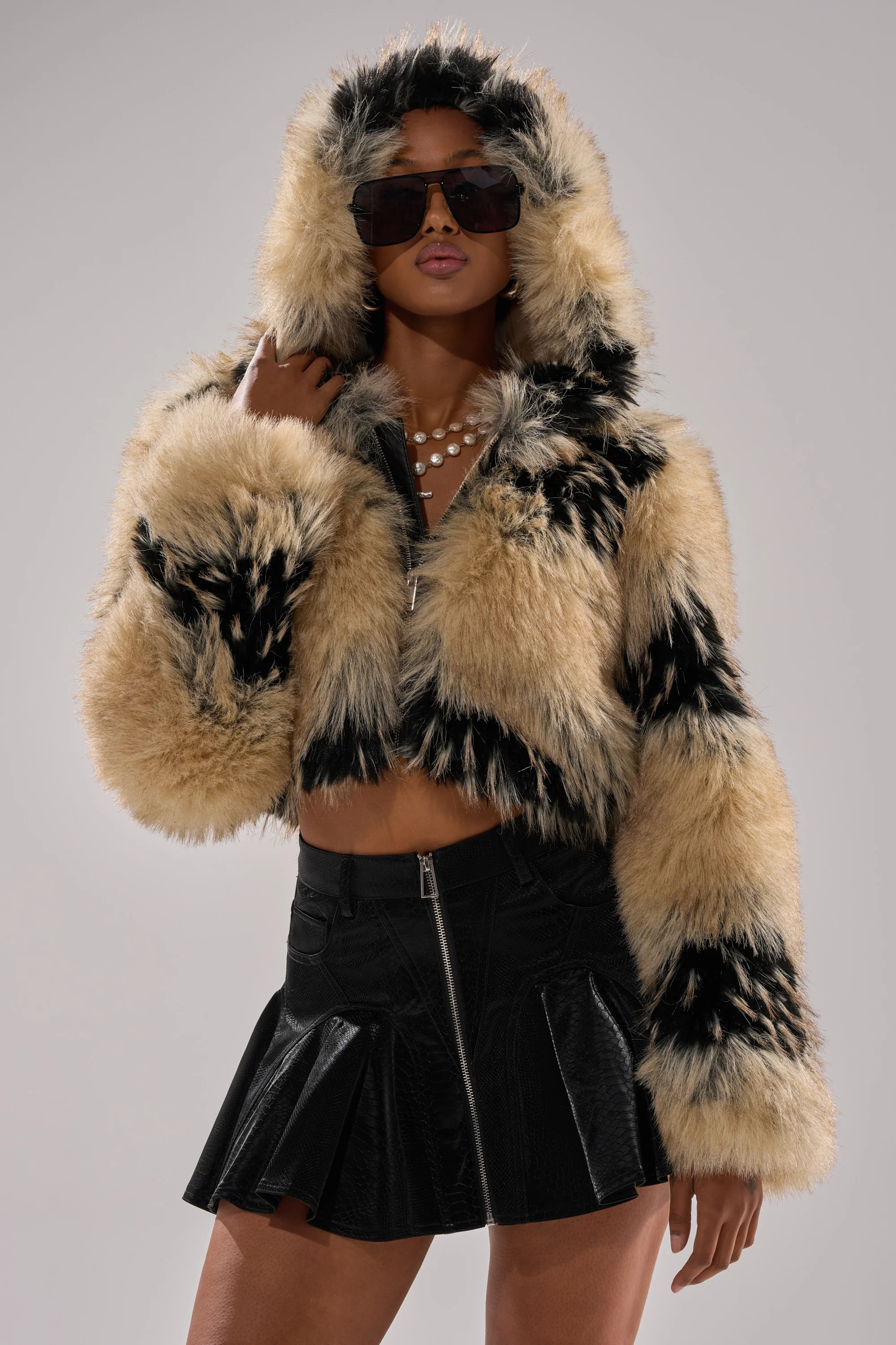 ALEXIA FAUX FUR BOMBER - Image 4