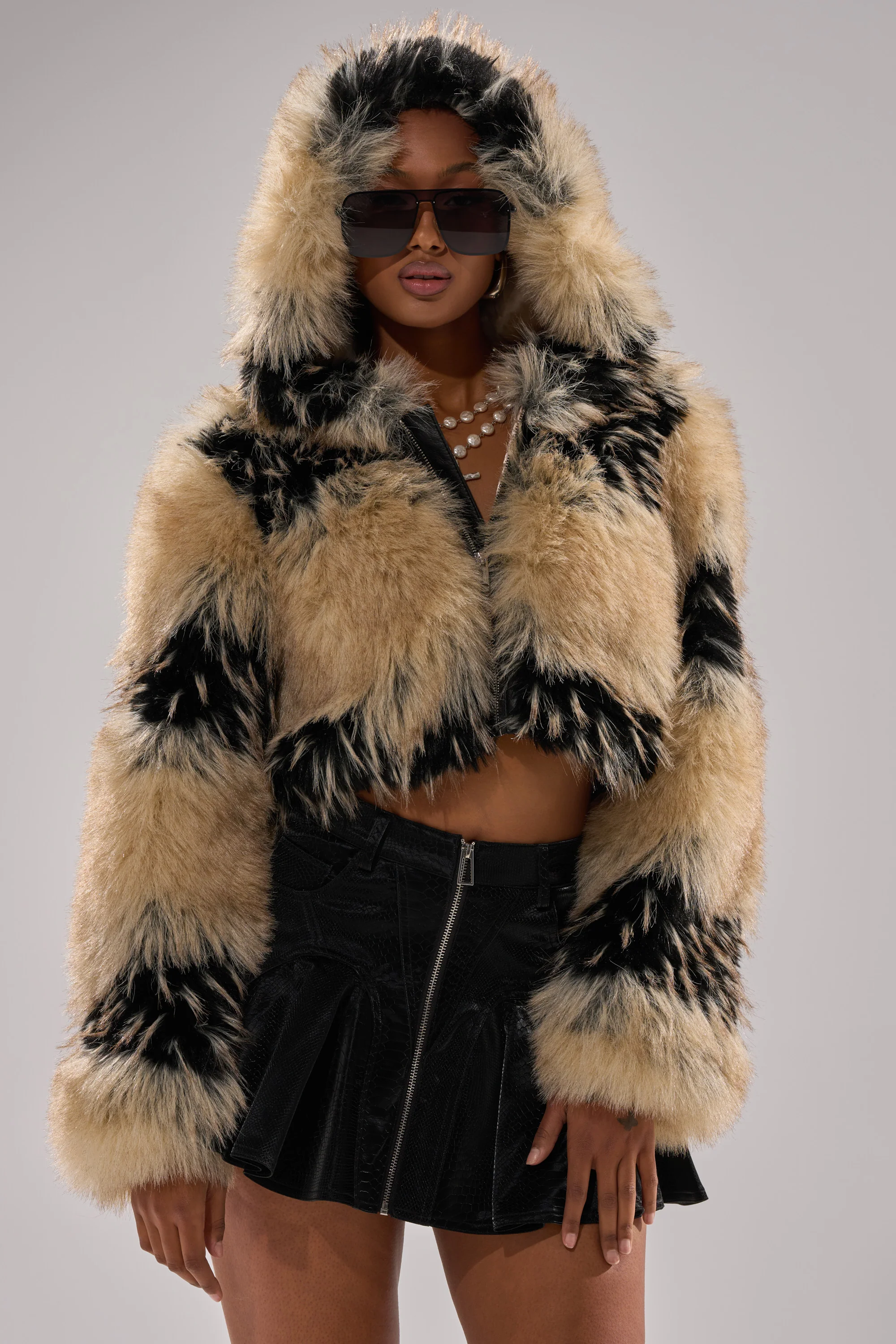 ALEXIA FAUX FUR BOMBER - Image 5