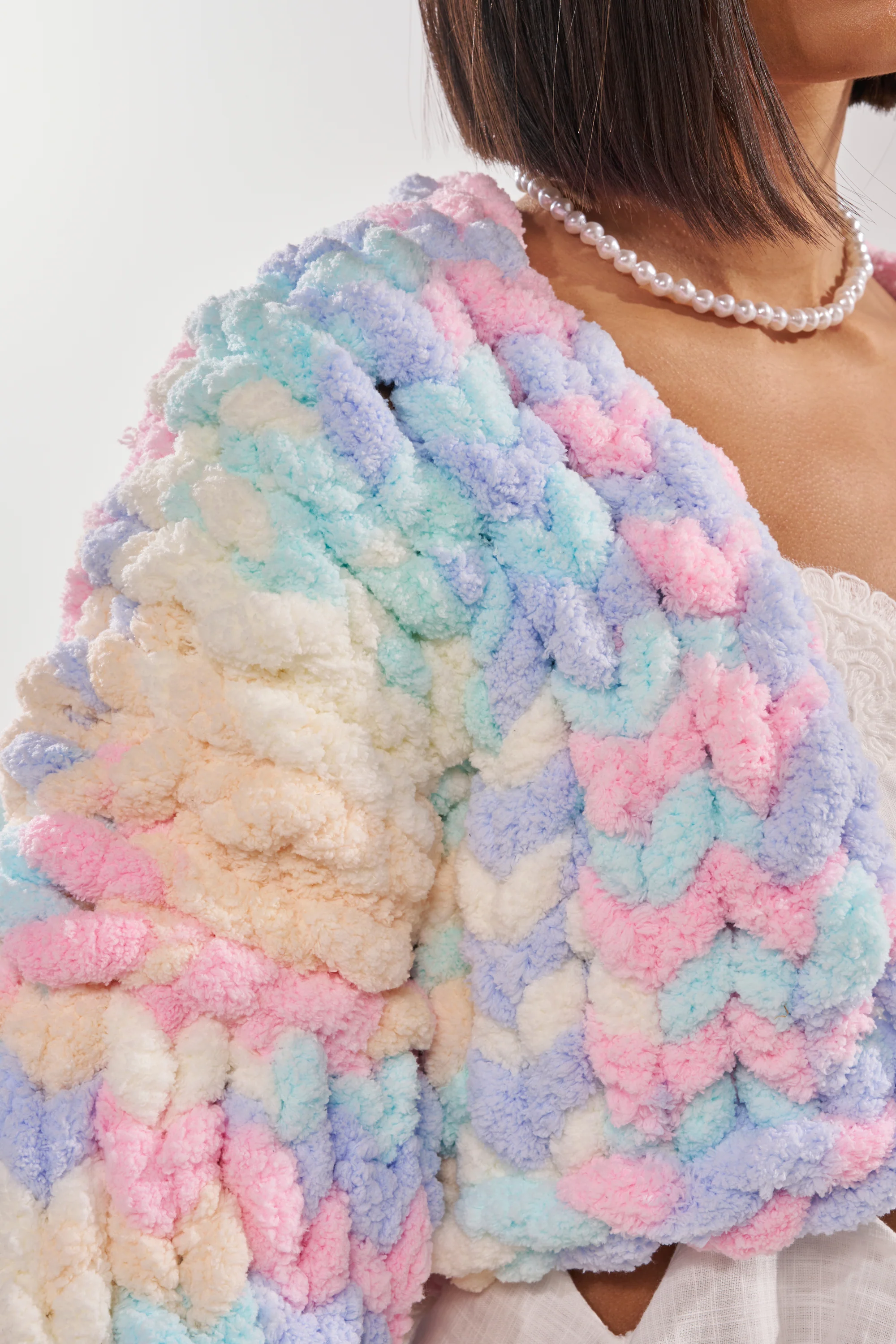 ALIA CHUNKY CHENILLE KNIT CARDIGAN - Image 9