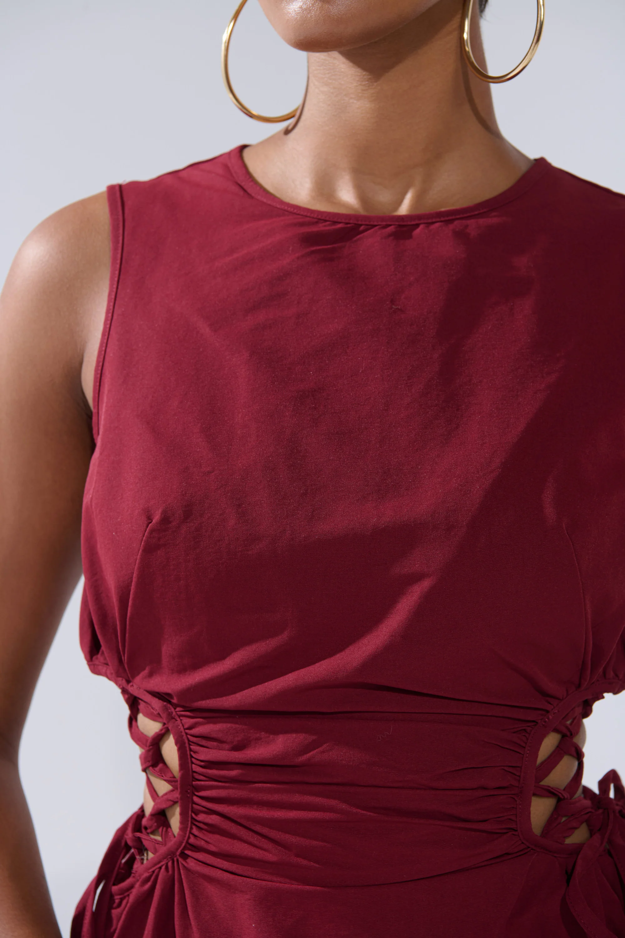 ALINA LACE UP DETAIL MAXI DRESS IN BURGUNDY - Image 12
