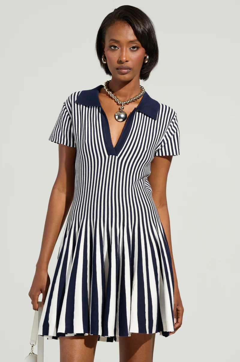ALINA PLEATED KNIT FIT AND FLARE MINI DRESS IN NAVY - Image 3