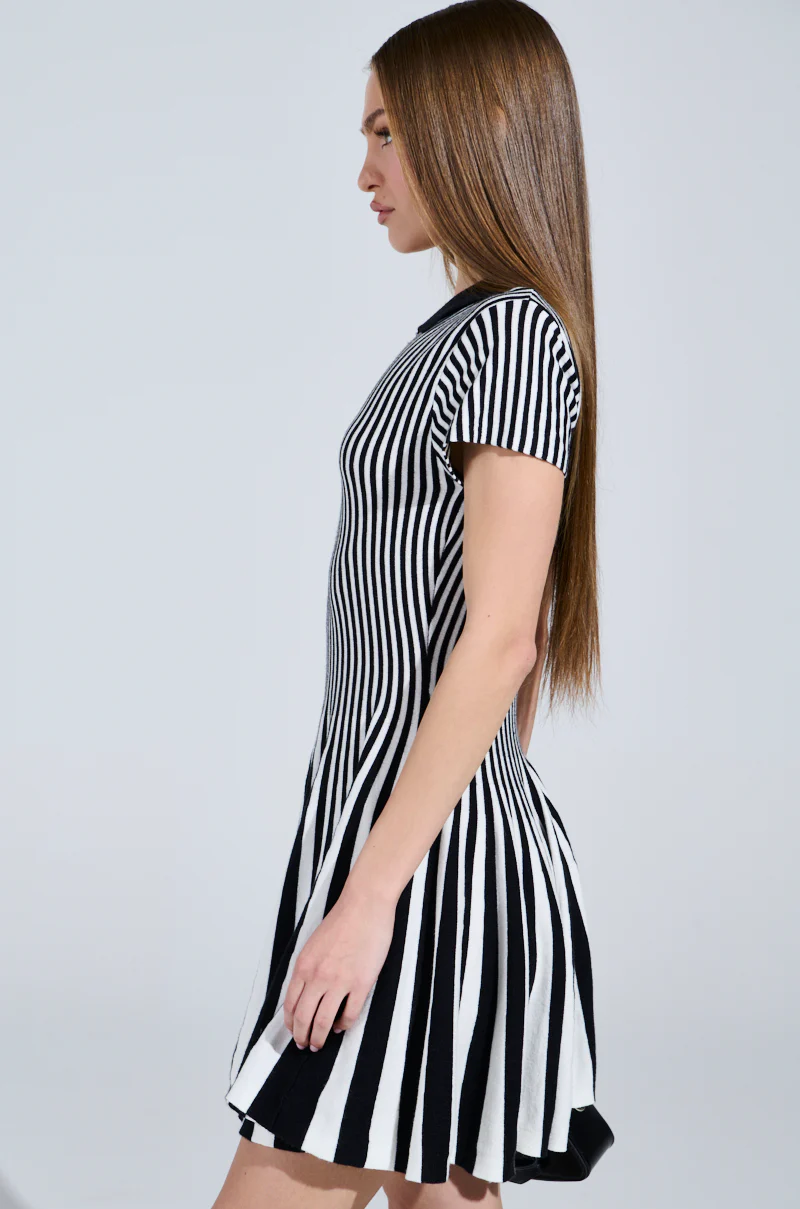 ALINA PLEATED KNIT FIT AND FLARE MINI DRESS IN BLACK AND WHITE - Image 3