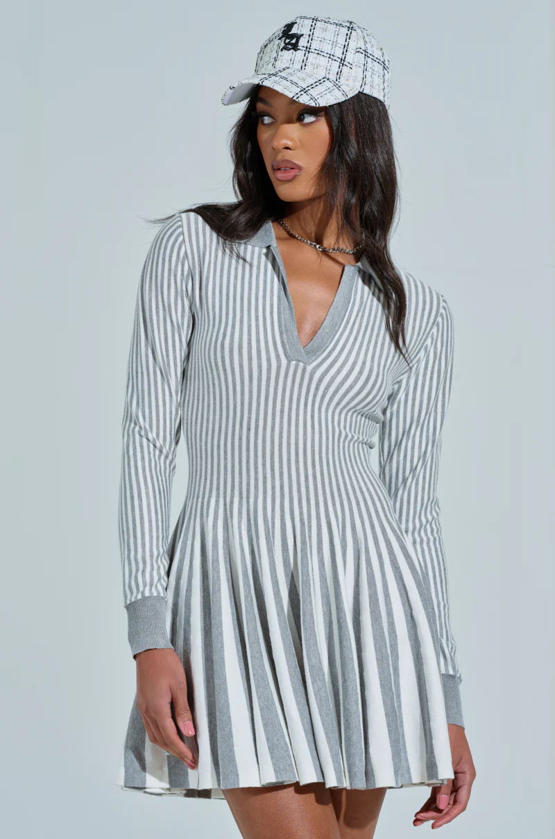 ALINA PLEATED KNIT FIT AND FLARE MINI DRESS WITH LONG SLEEVES IN GREY MULTI - Image 2