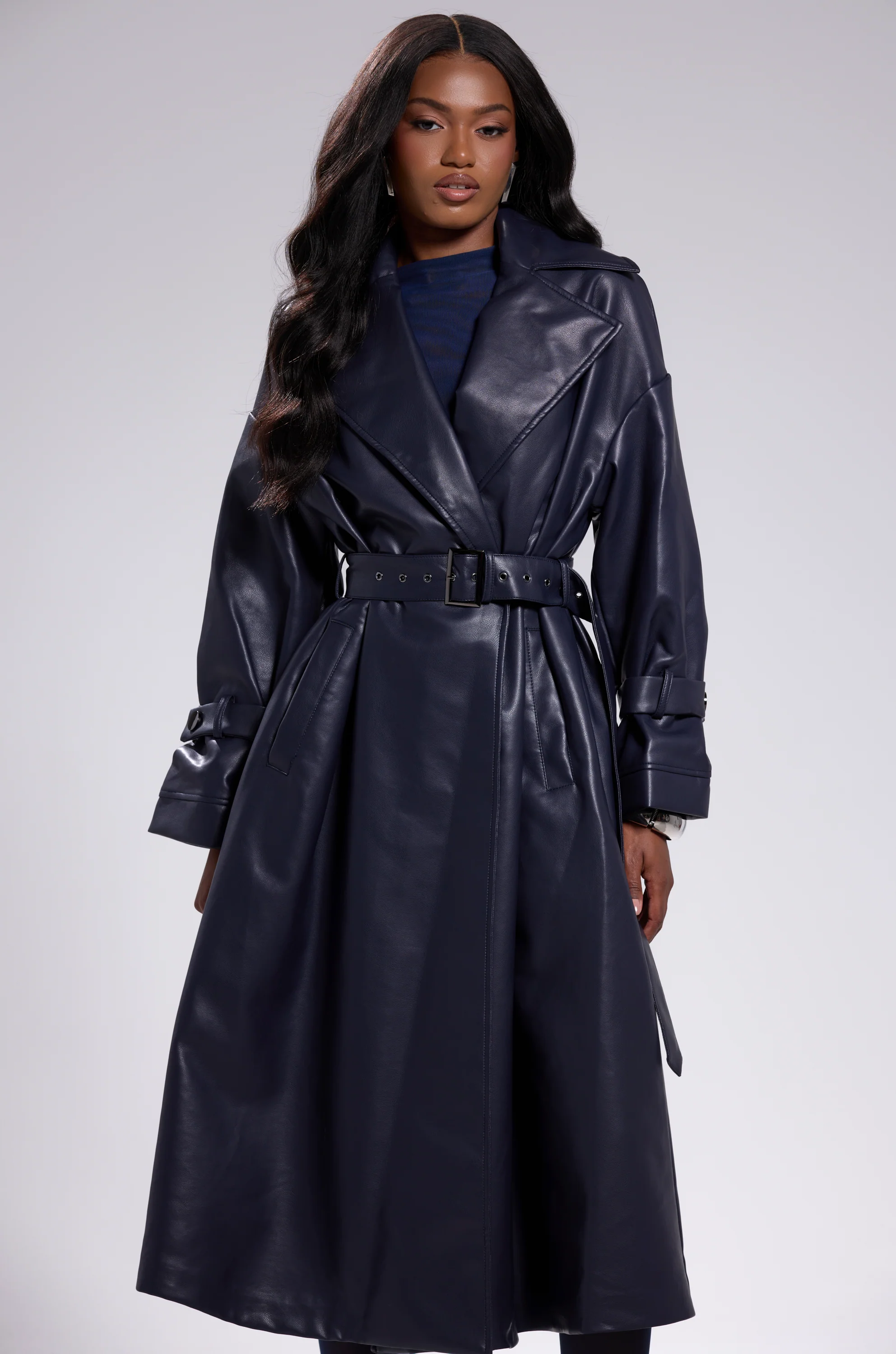 ALINNA FAUX LEATHER TRENCH IN NAVY - Image 2