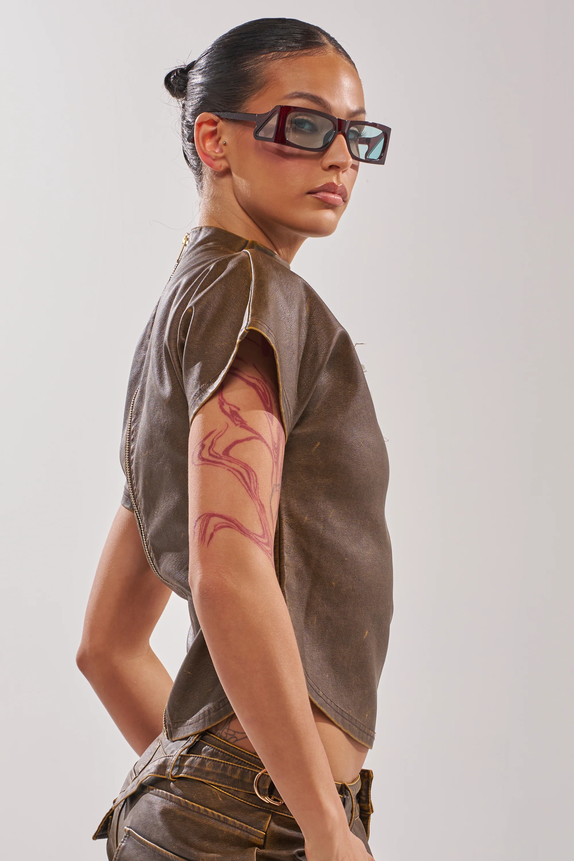 ALL AROUND THE CITY MOCK NECK TOP - Image 4