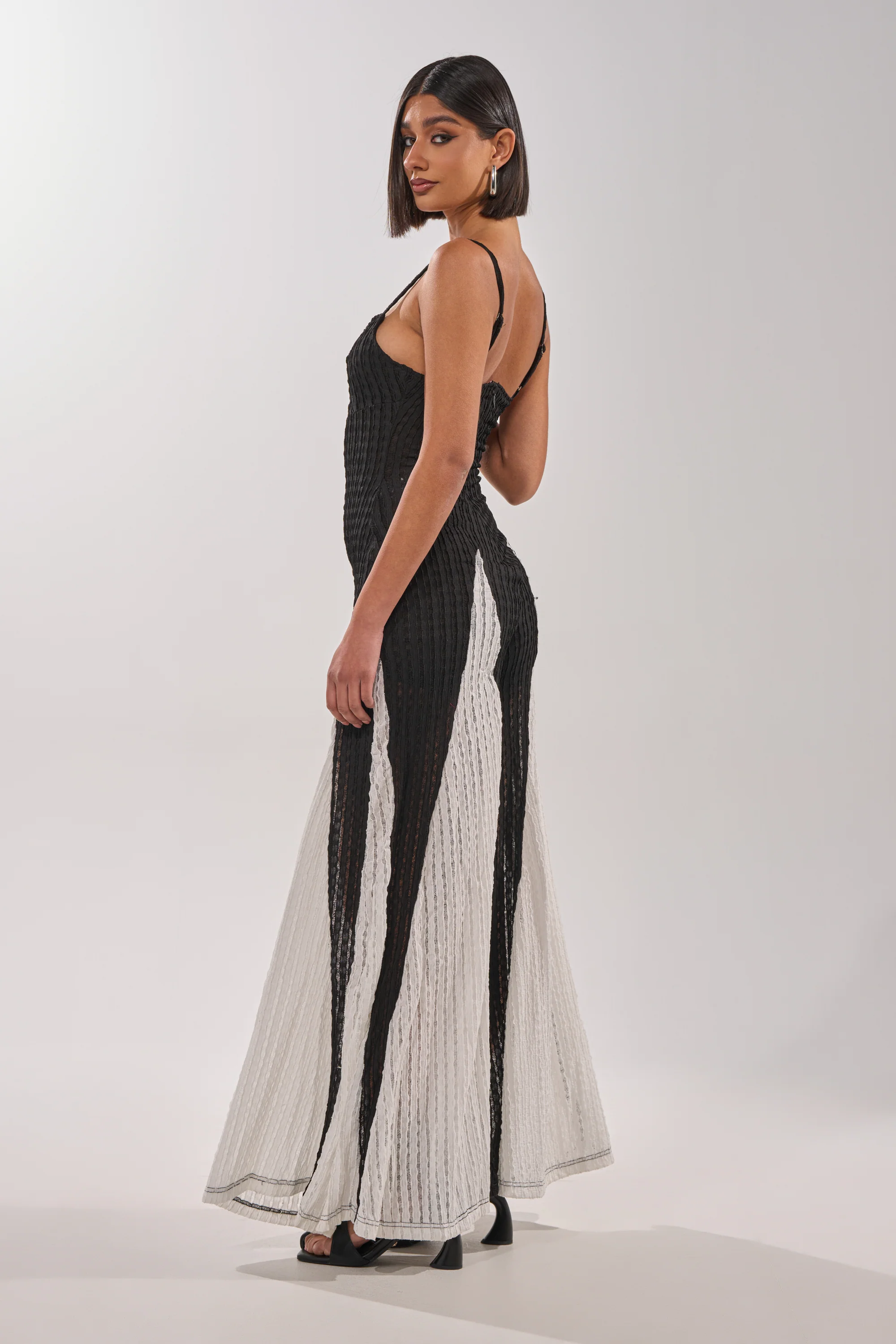 ALL DAY EVERYDAY COLOR BLOCK WOVEN JUMPSUIT - Image 4