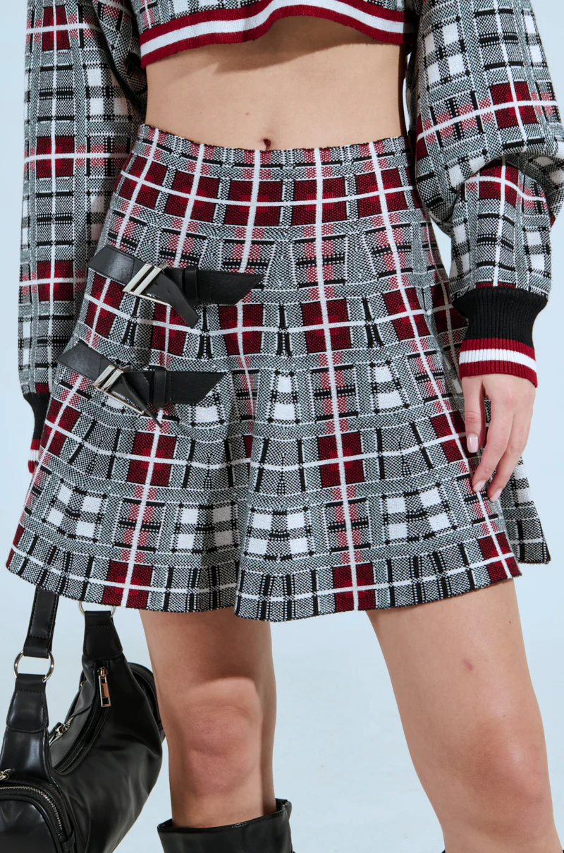 ALL EYES ON ME BUCKLE DETAIL KNIT MINI SKIRT IN RED