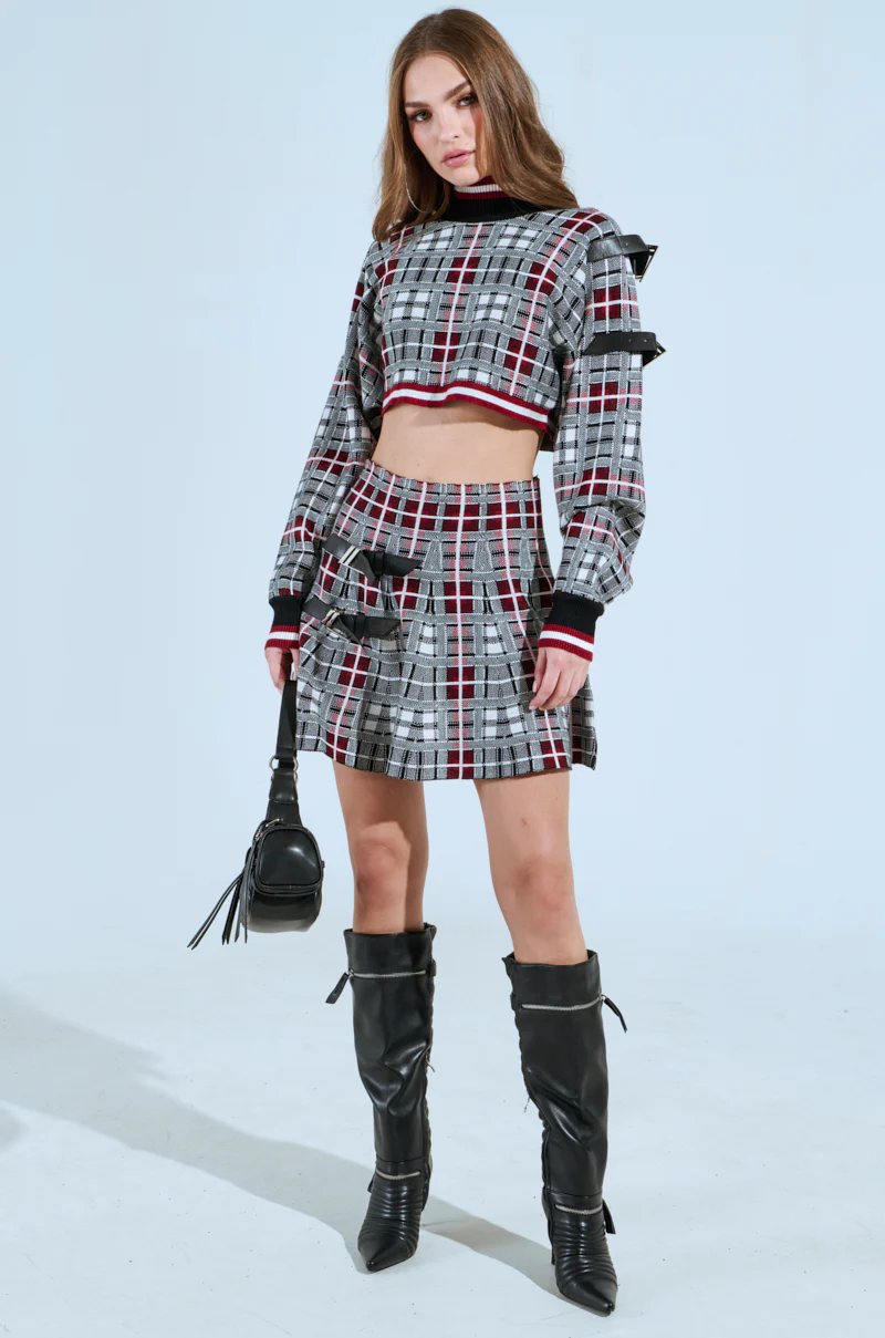 ALL EYES ON ME BUCKLE DETAIL KNIT MINI SKIRT IN RED - Image 7