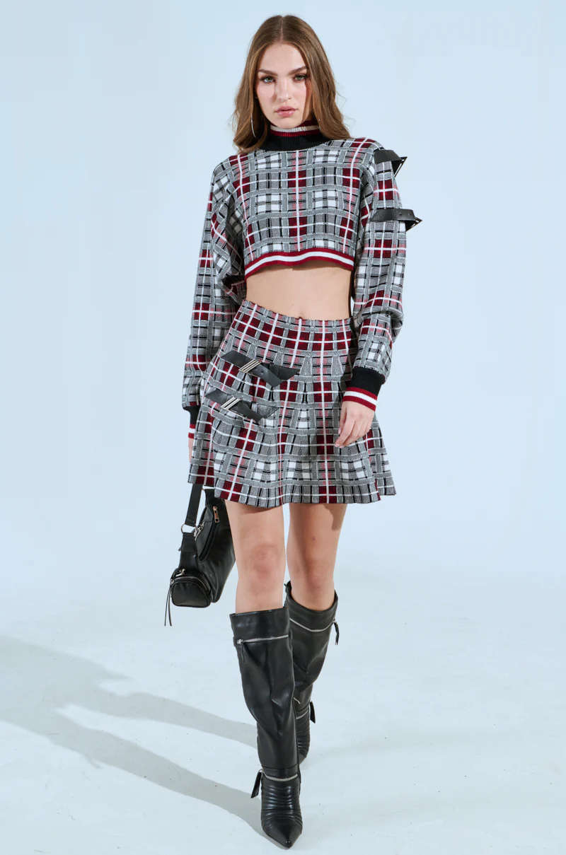 ALL EYES ON ME BUCKLE DETAIL KNIT MINI SKIRT IN RED - Image 8