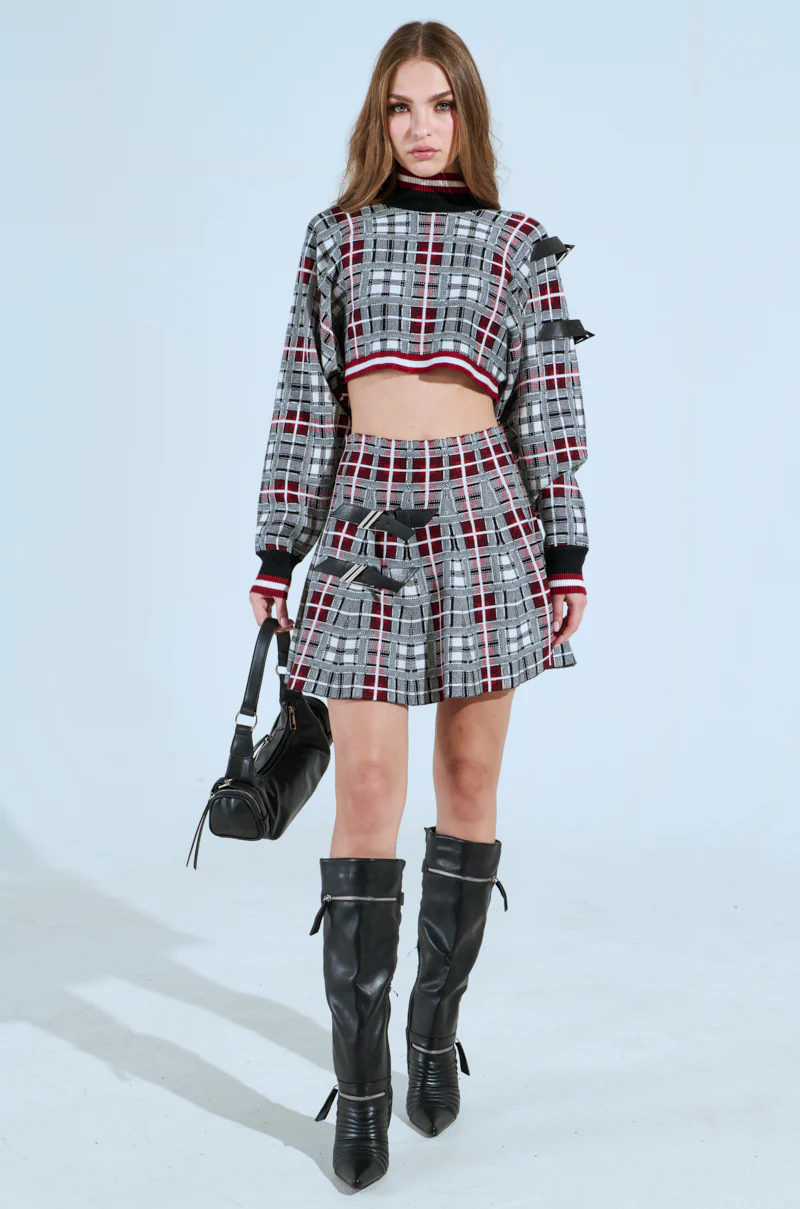 ALL EYES ON ME MOCK NECK BUCKLE SLEEVE DETAIL SWEATER - Image 5