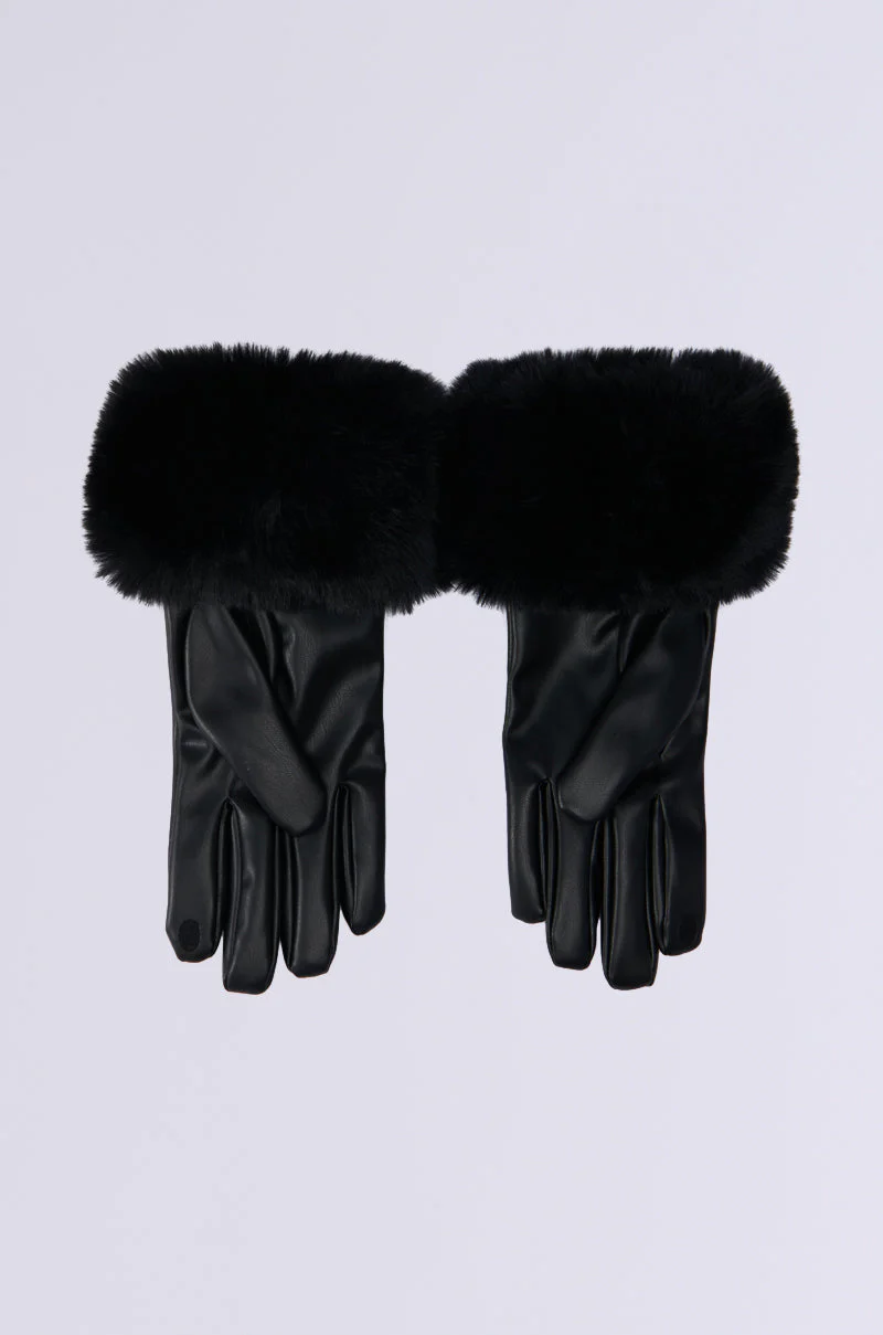 ALL I WANT IS MONEY FUR GLOVES IN BLACK - Image 9