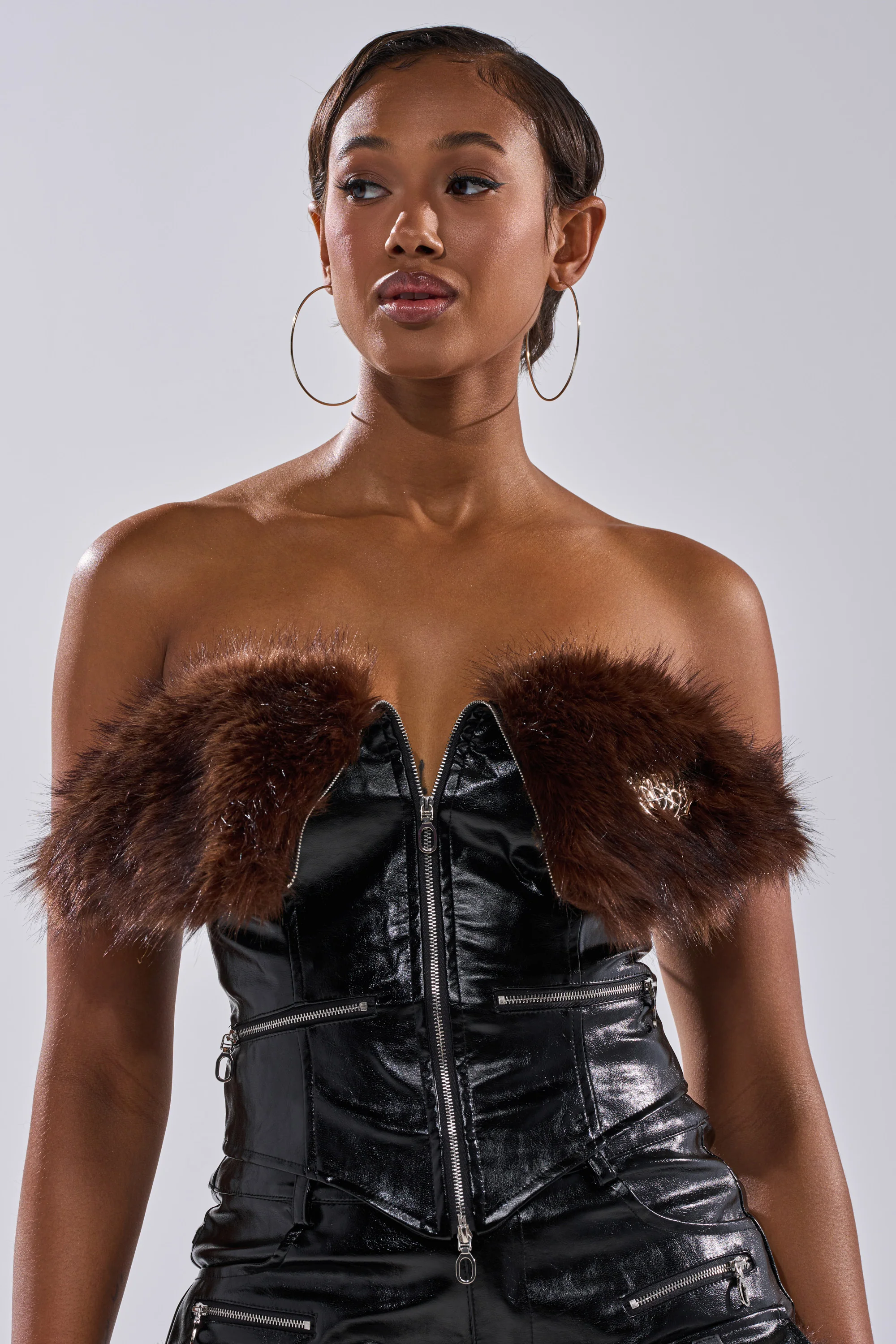 ALL THE BIG ONES CORSET WITH FUR - Image 6