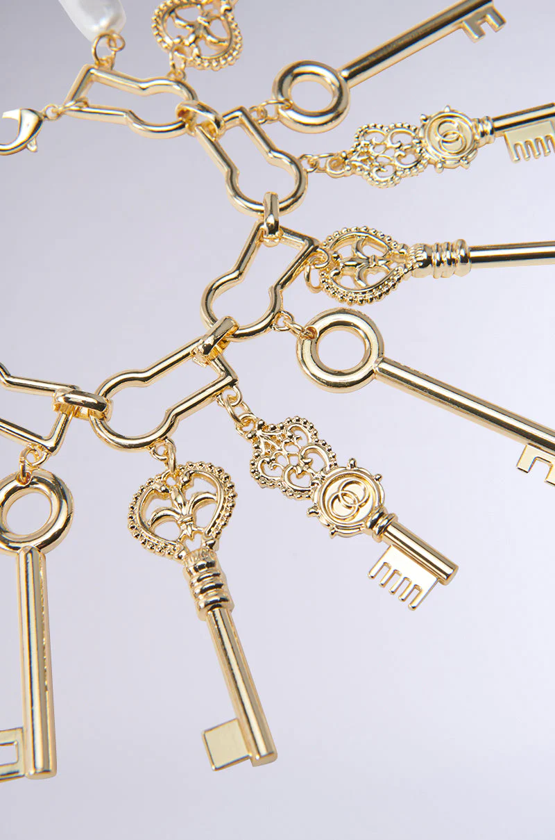 ALL THE KEYS CHARM BRACELET - Image 4