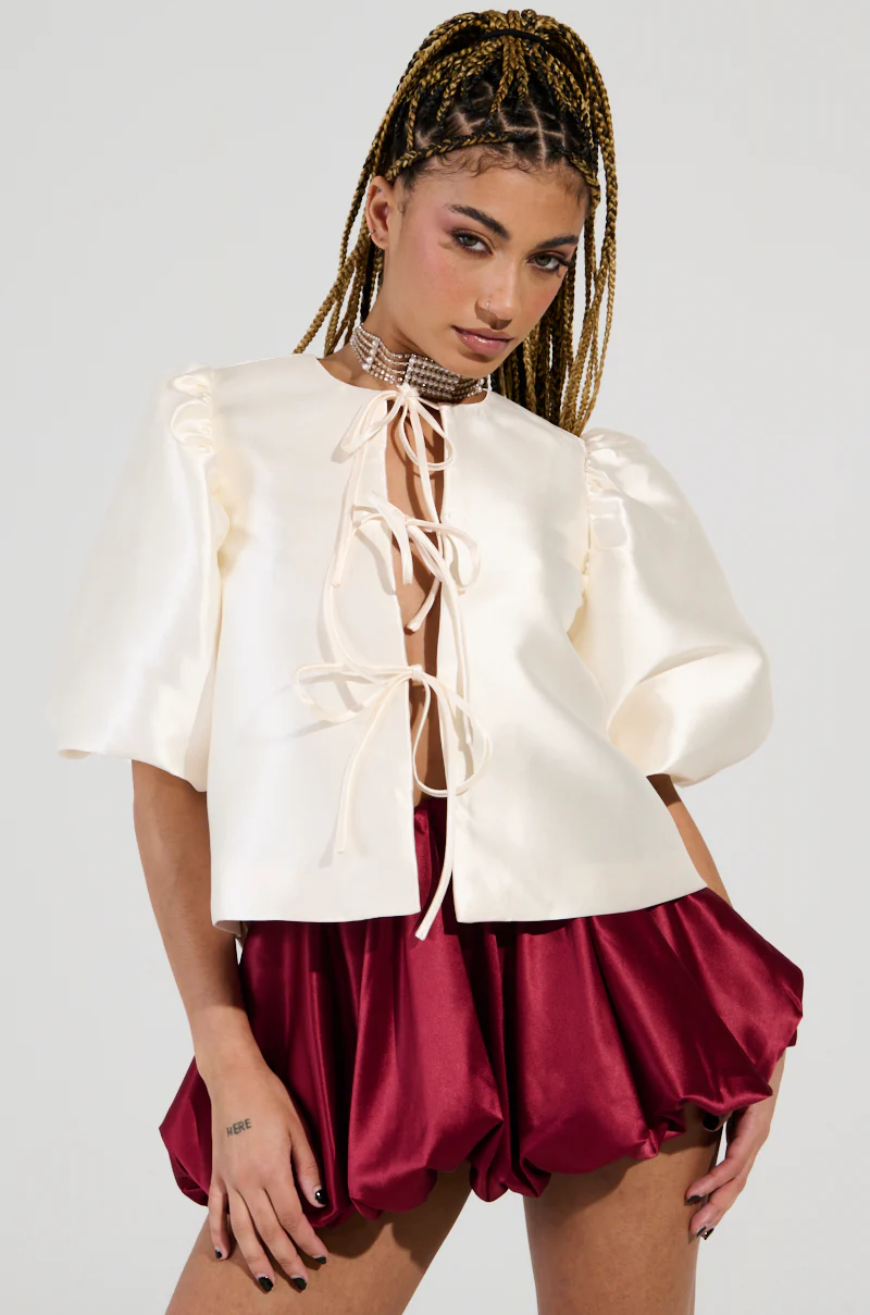 ALL THE TEA TIE FRONT BLOUSE IN IVORY - Image 2