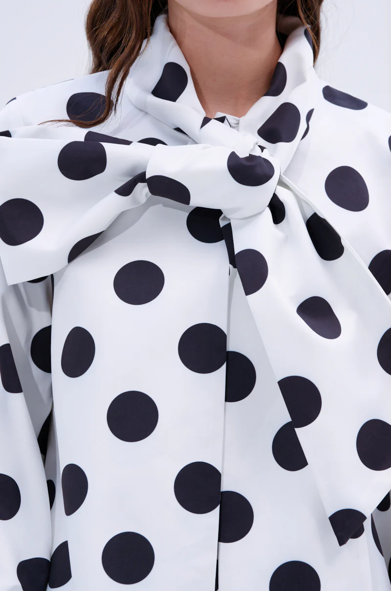 AMALIA TIE NECK TRENCH IN POLKA DOT - Image 8