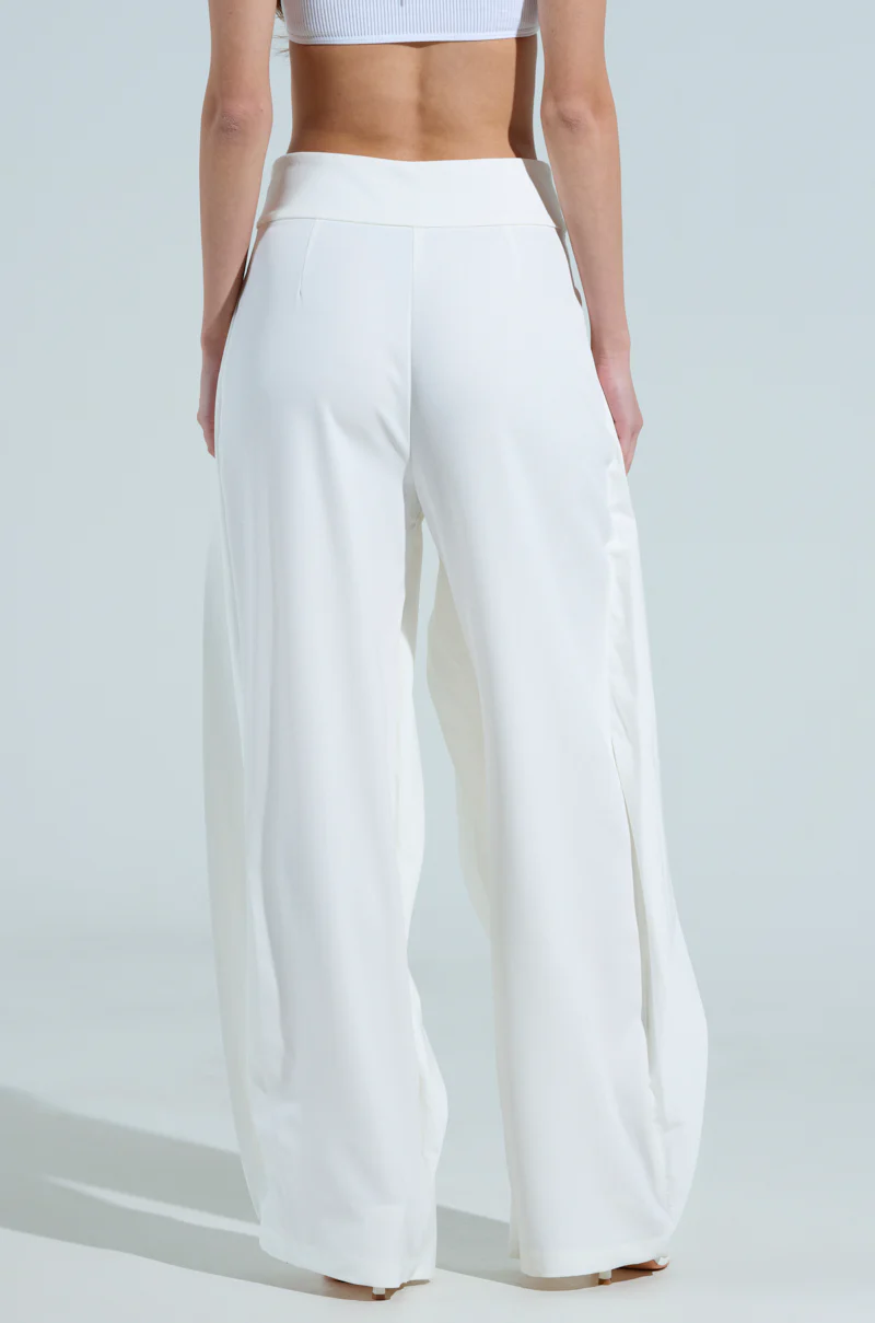 AMBER WIDE LEG PLEATED TROUSER PANT IN WHITE - Image 5