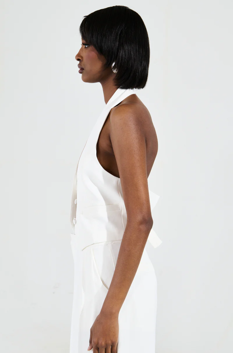 AMBROSIA CROPPED HALTER VEST IN WHITE - Image 4