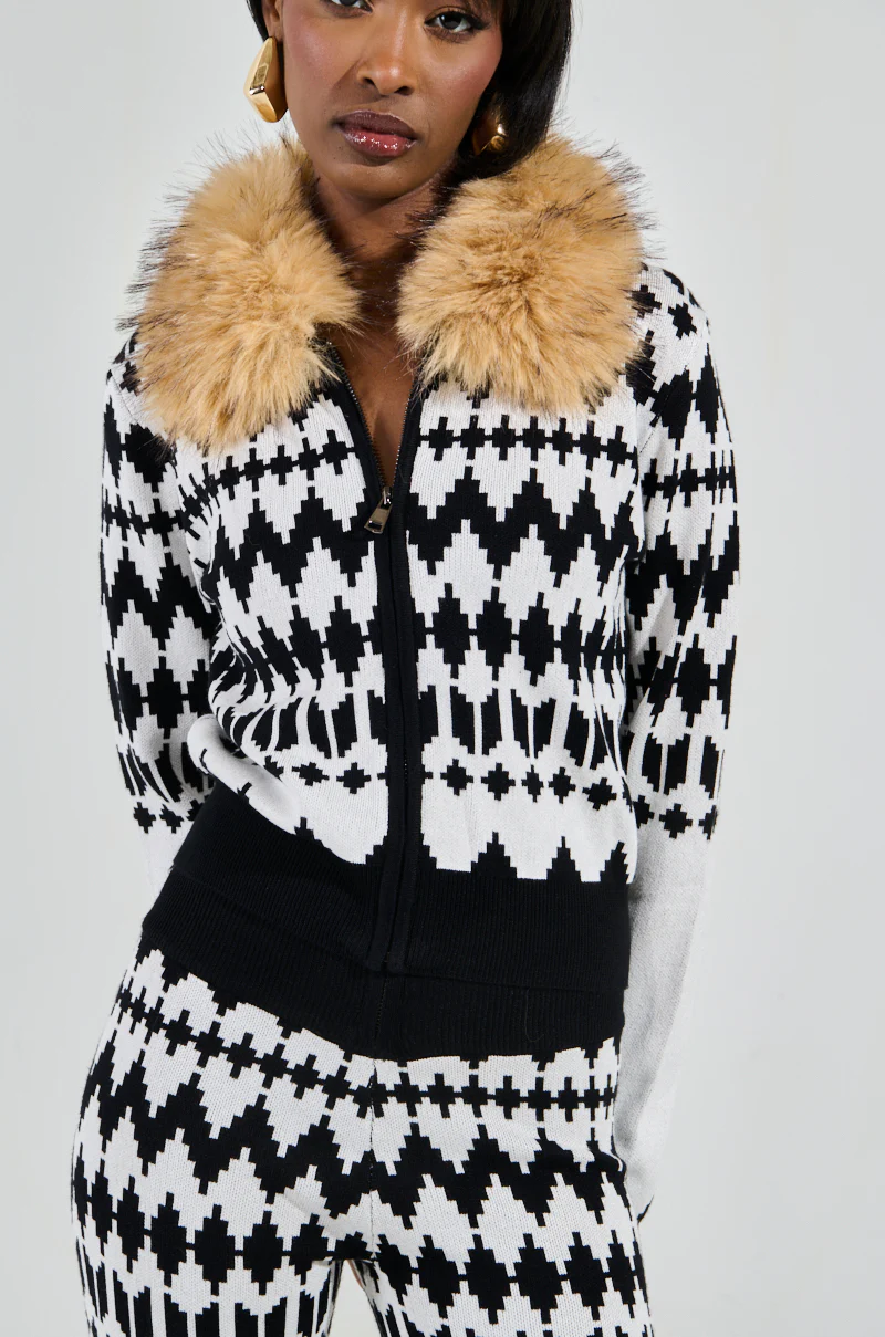 APRES SKI BADDIE FUR TRIM ZIP UP SWEATER - Image 8