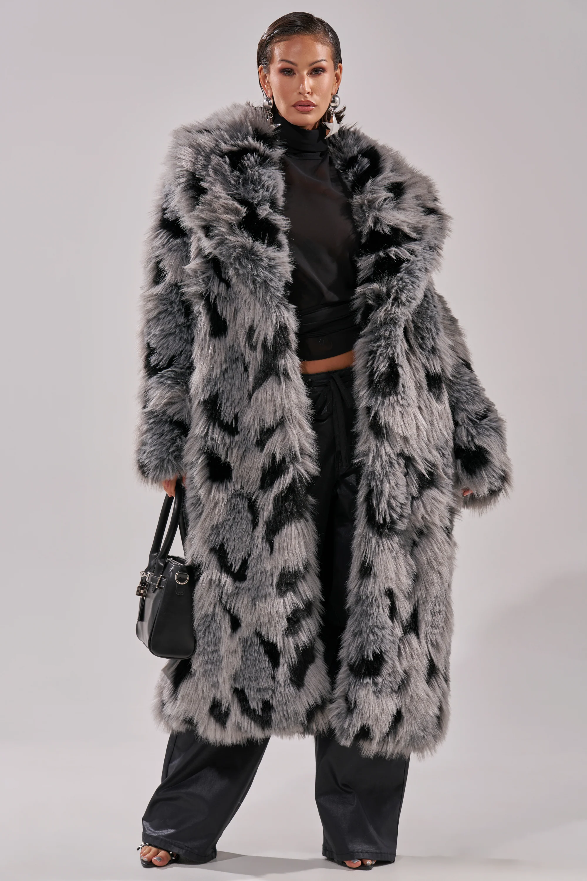 APRES SKI FAUX FUR COAT - Image 6