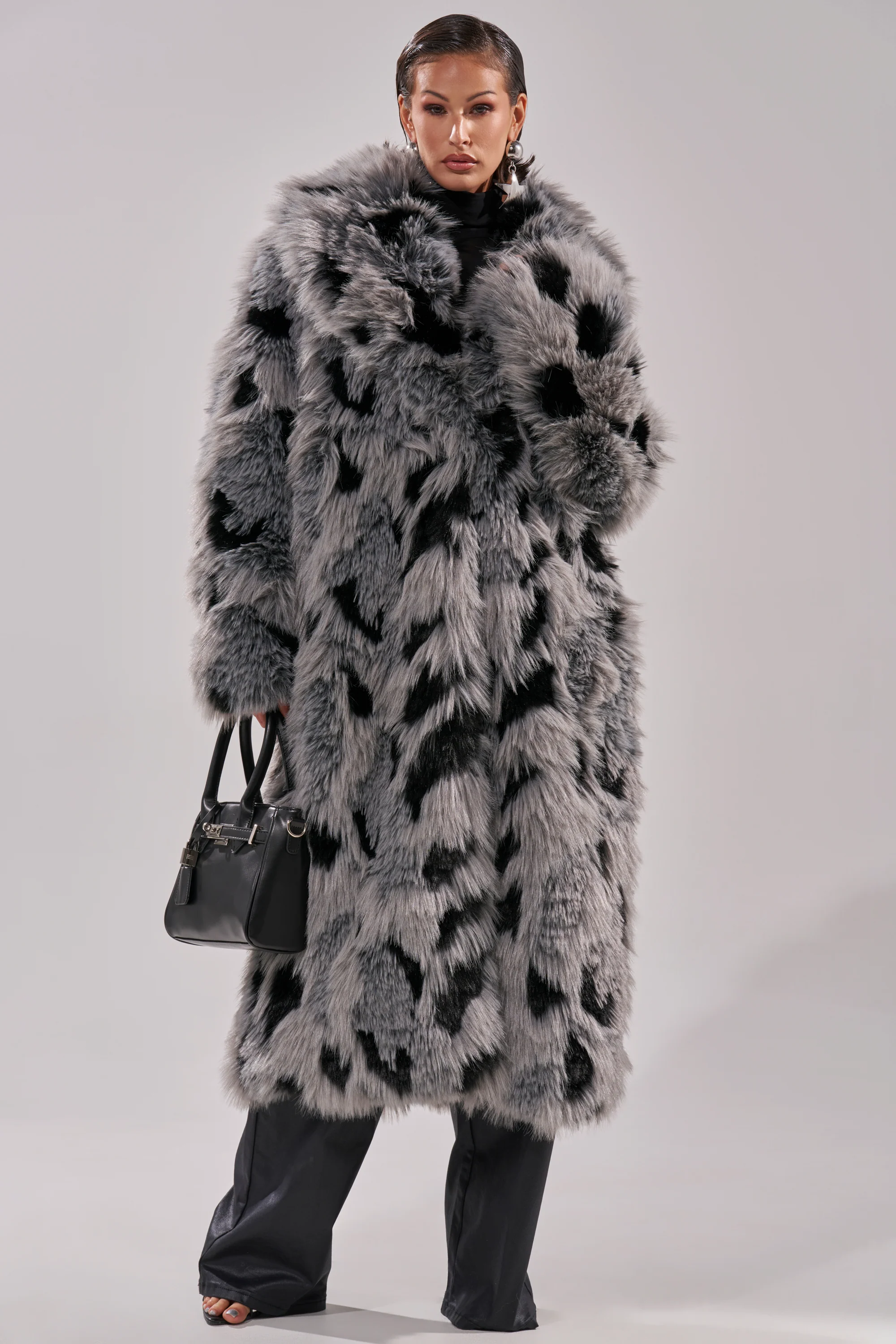 APRES SKI FAUX FUR COAT - Image 7