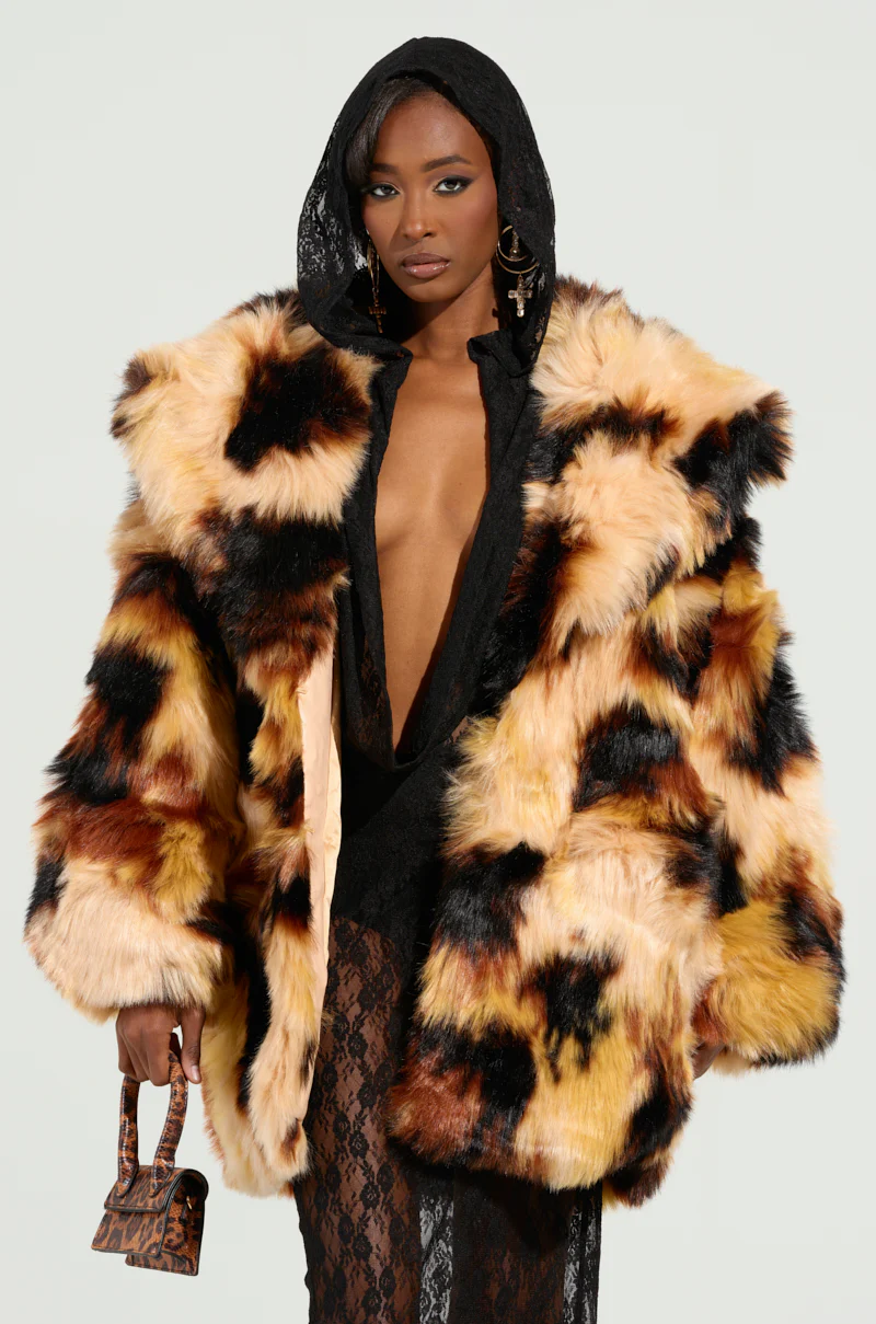 ARI OVERSIZED FUR COAT - Image 3