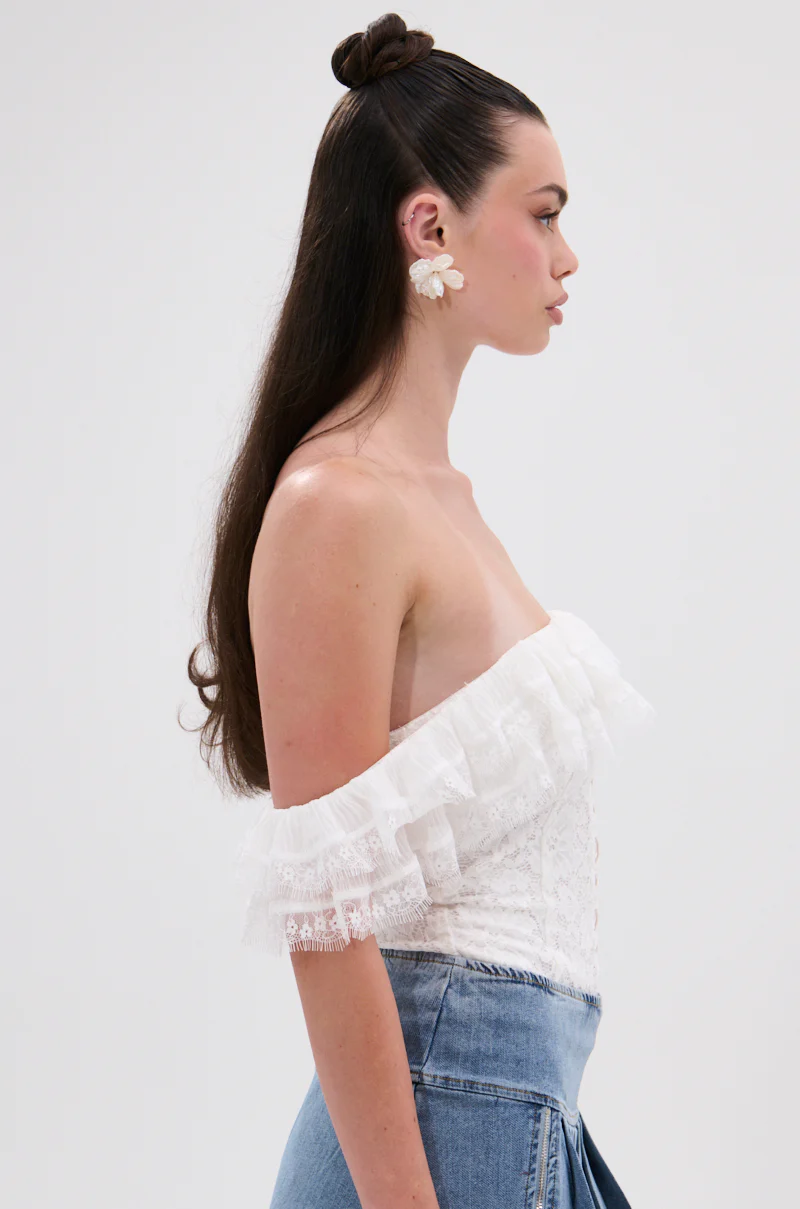 ARIELLE LACE BODYSUIT IN WHITE - Image 3