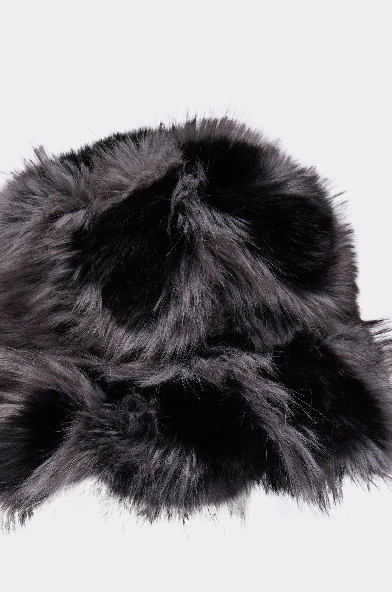 ARLO FAUX FUR BUCKET HAT - Image 5