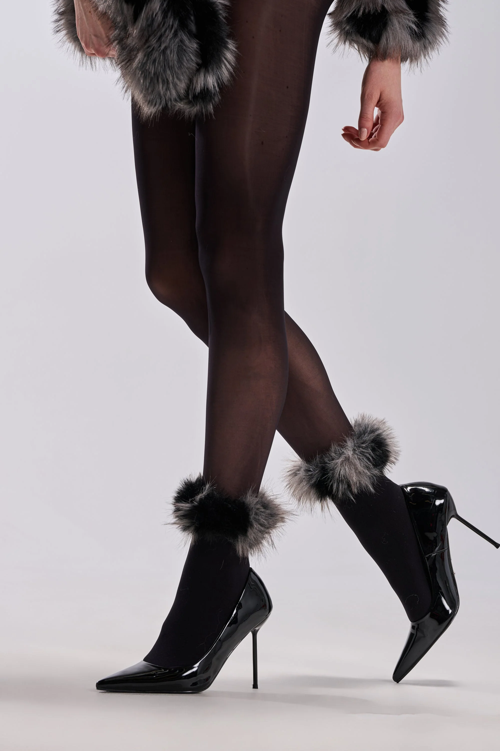 ARLO FAUX FUR TRIM SOCKS - Image 5