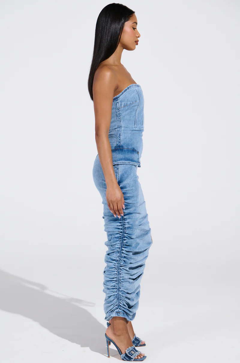 ASH STRAPLESS MAXI DRESS IN DENIM - Image 6