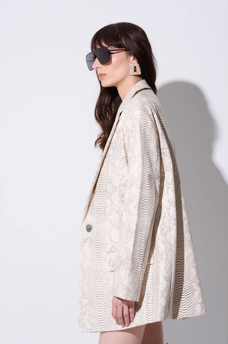 ASHTIN OVERSIZED SNAKE PRINT BLAZER - Image 4