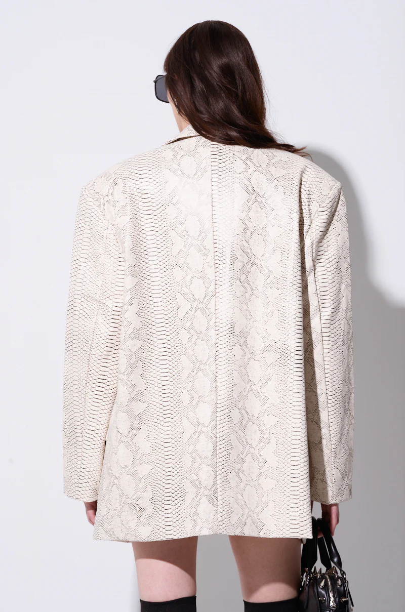 ASHTIN OVERSIZED SNAKE PRINT BLAZER - Image 5
