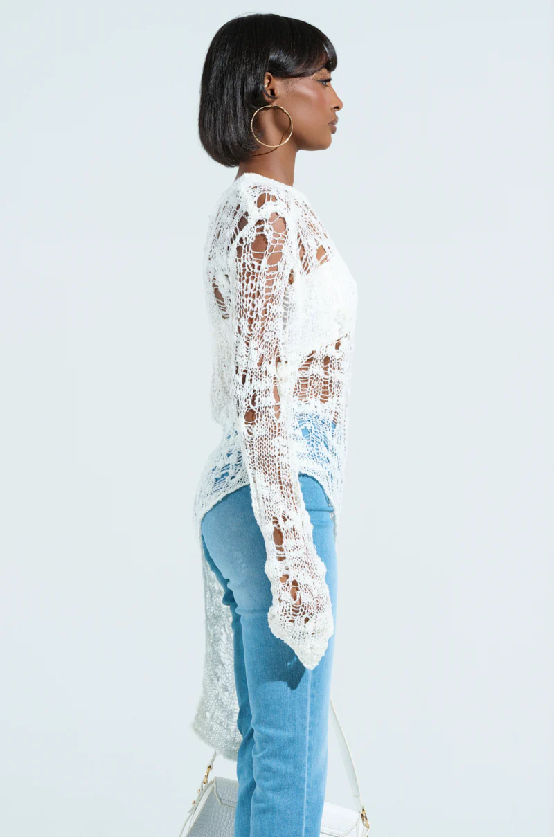 ASYMMETRICAL KNIT TOP IN IVORY - Image 4